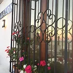 Avalon Pensjonat 3*