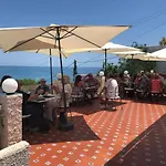 Avalon نيرخا