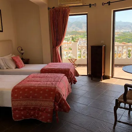 Avalon Guest house 3*