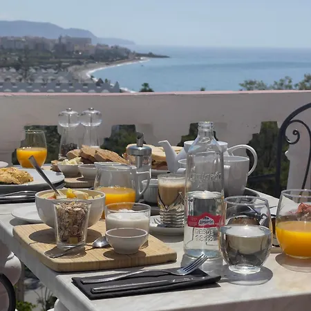 Guest house Avalon 3*